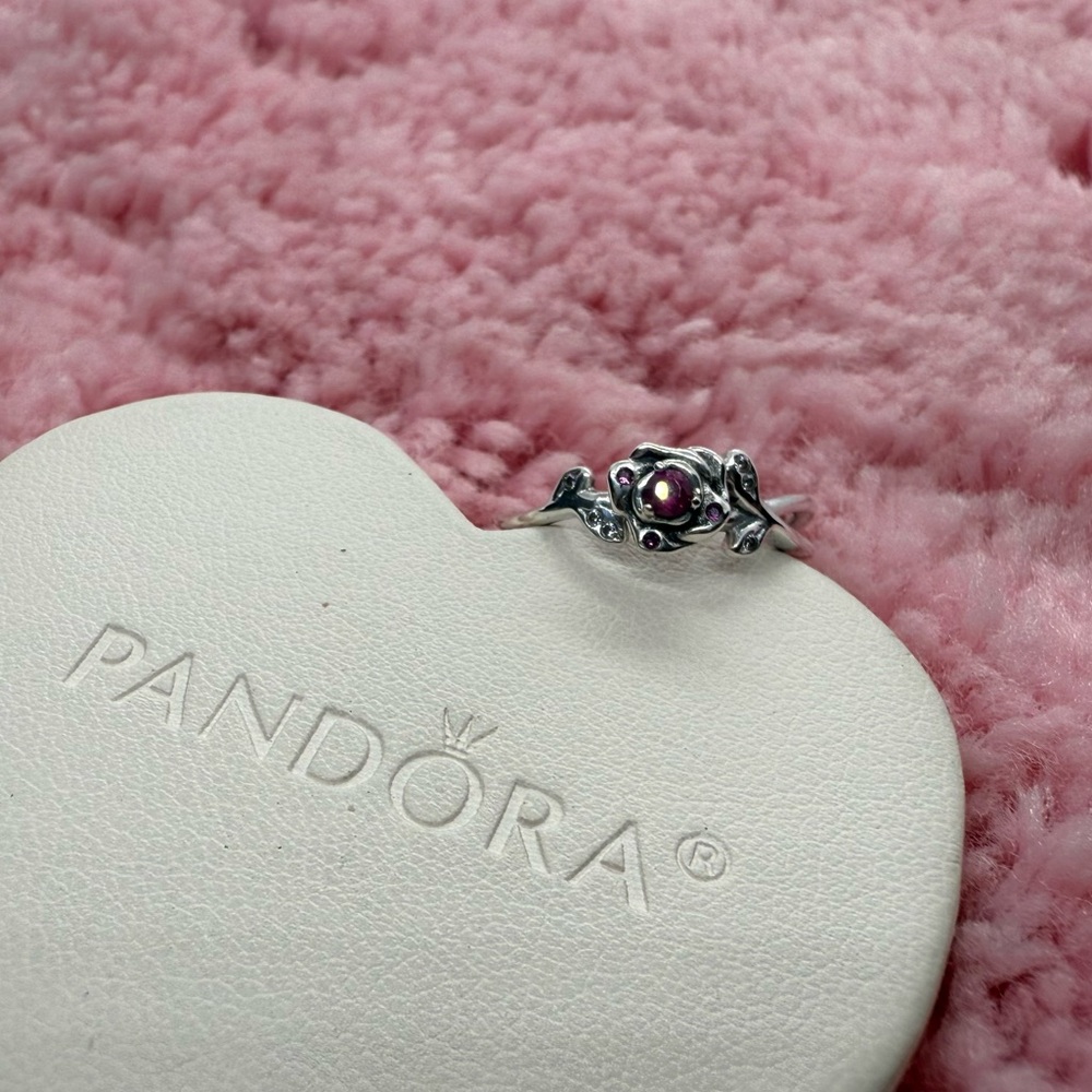 Beauty and the Beast Rose Pandora Ring - Picture 6 of 9